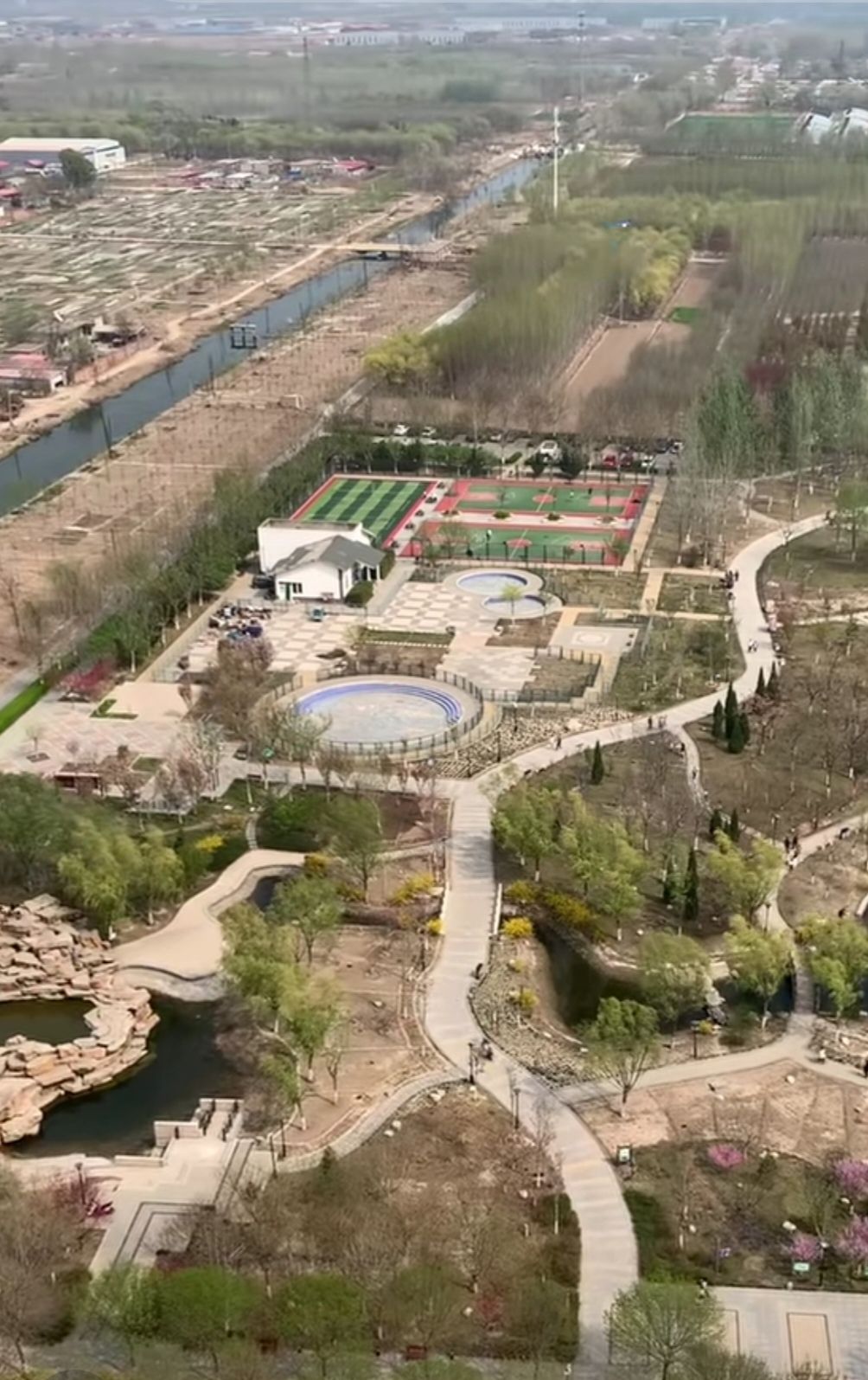 枫林园旅行图片 1