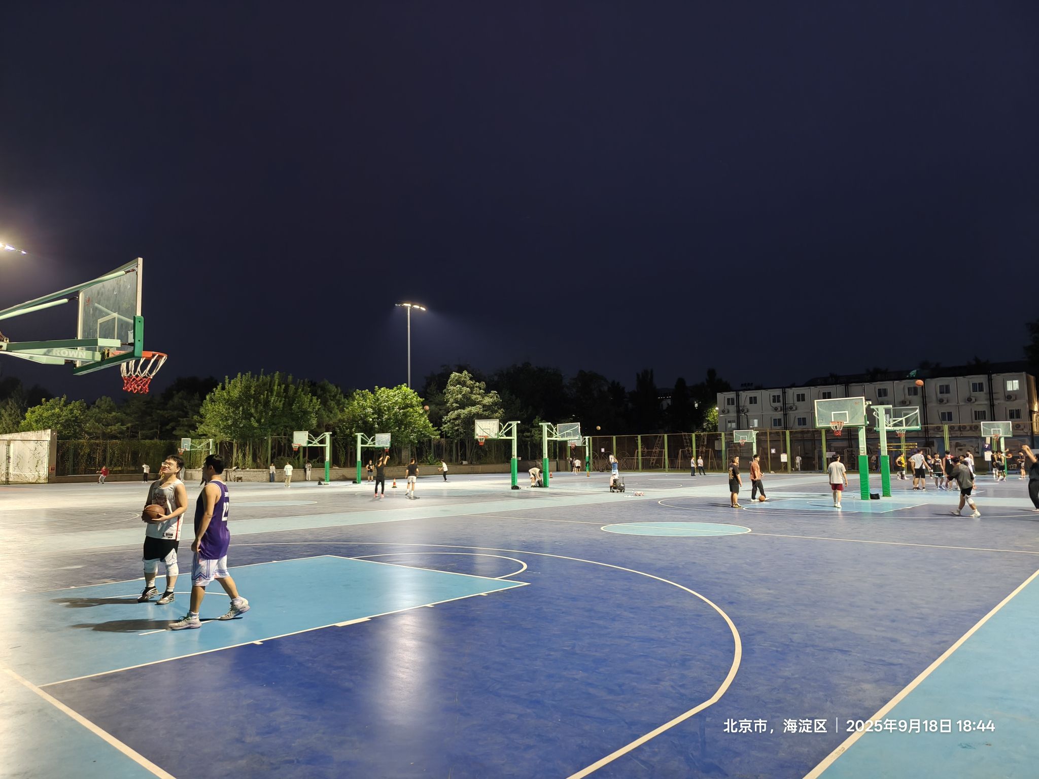 场地封面-清华大学紫荆篮球场