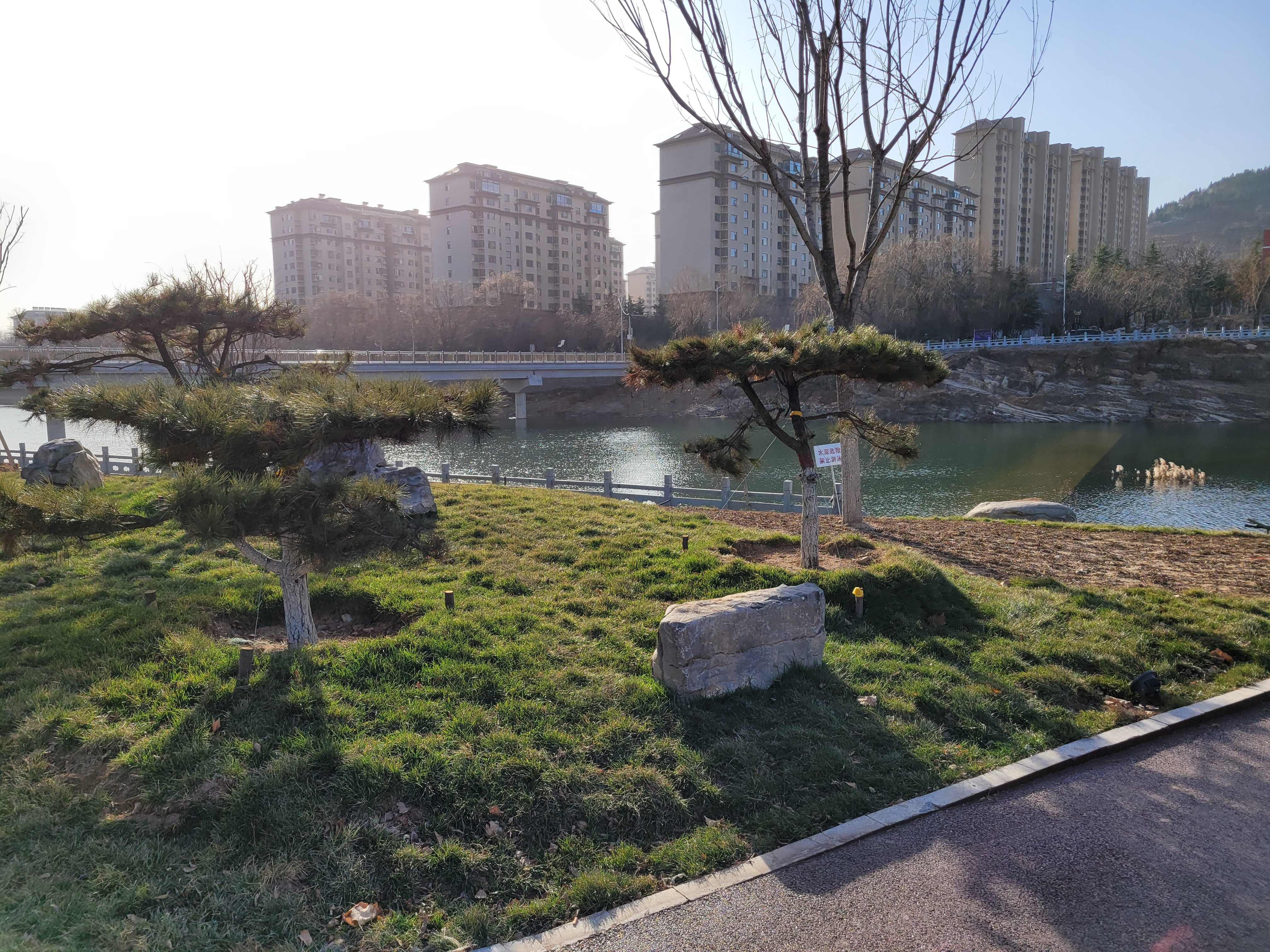 慈爱广场旅行图片 1