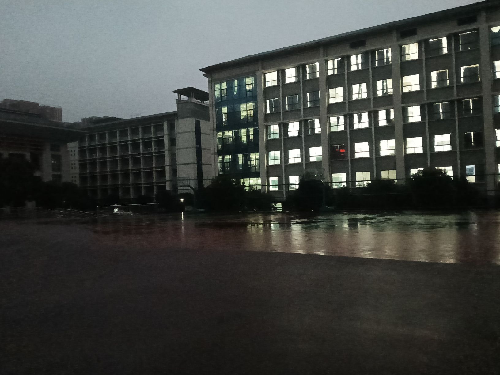 郴州市苏园中学