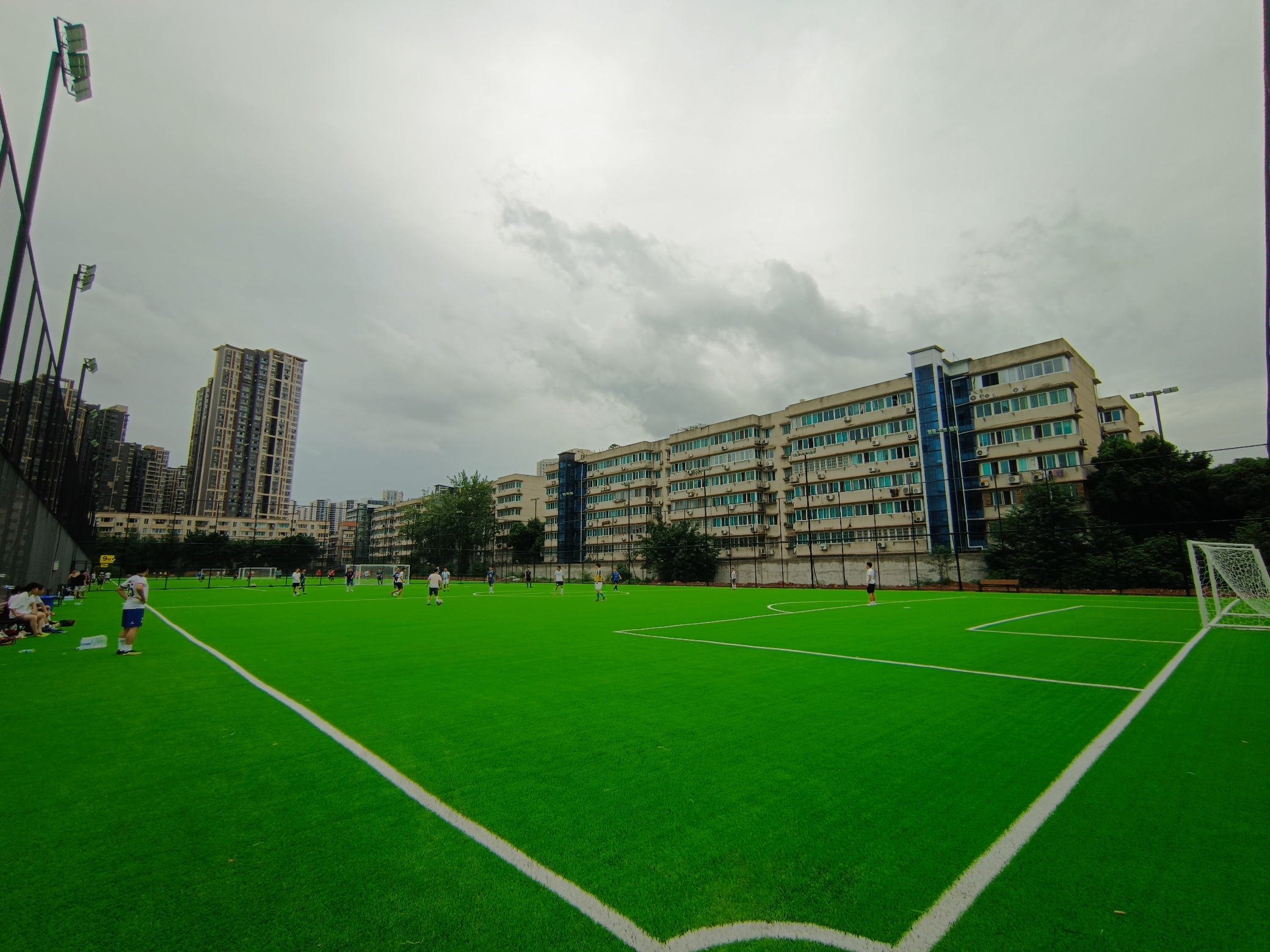 场地封面-锐博足球公园