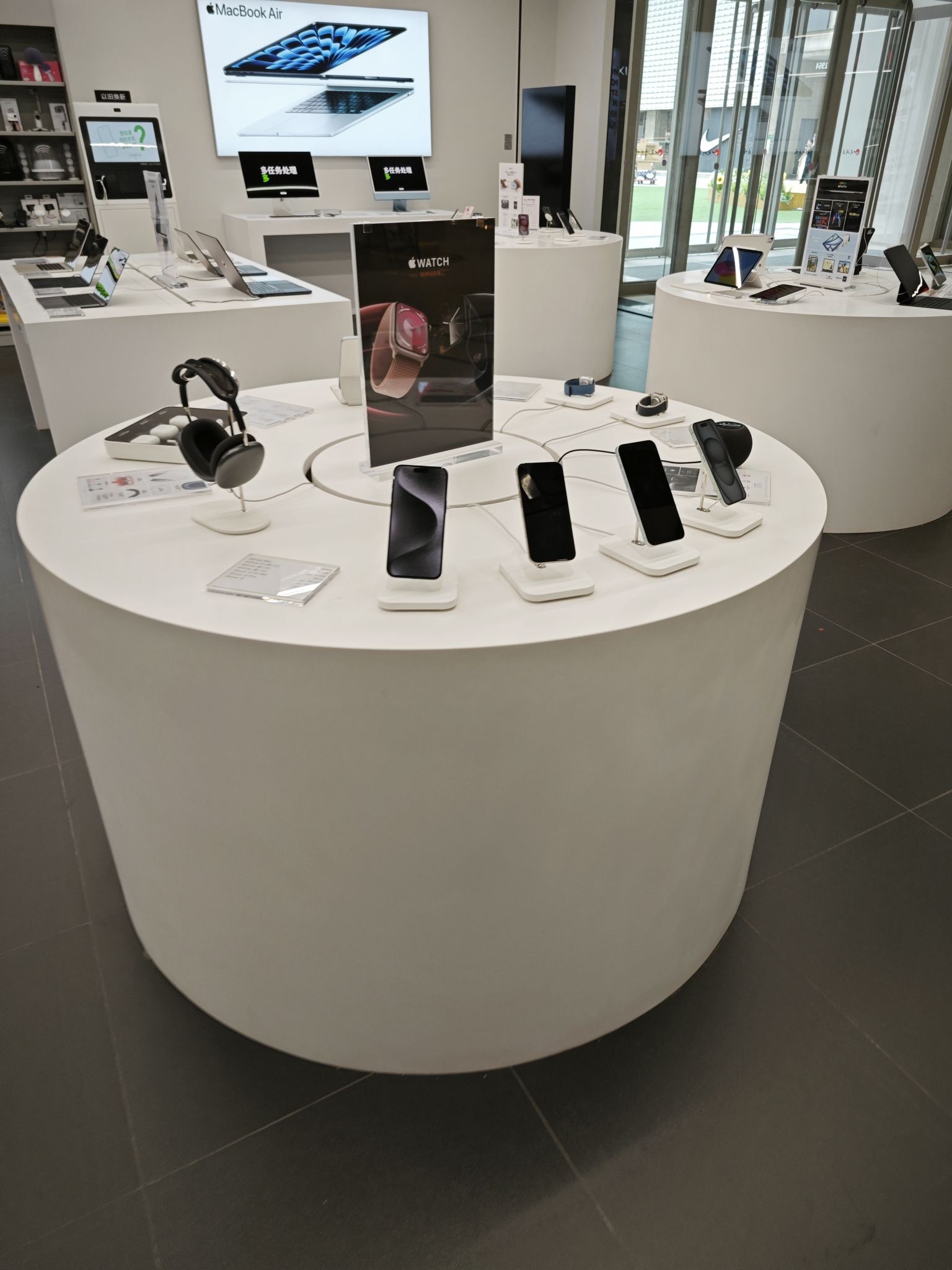 Apple授权专营店(阳光天鸿广场店)