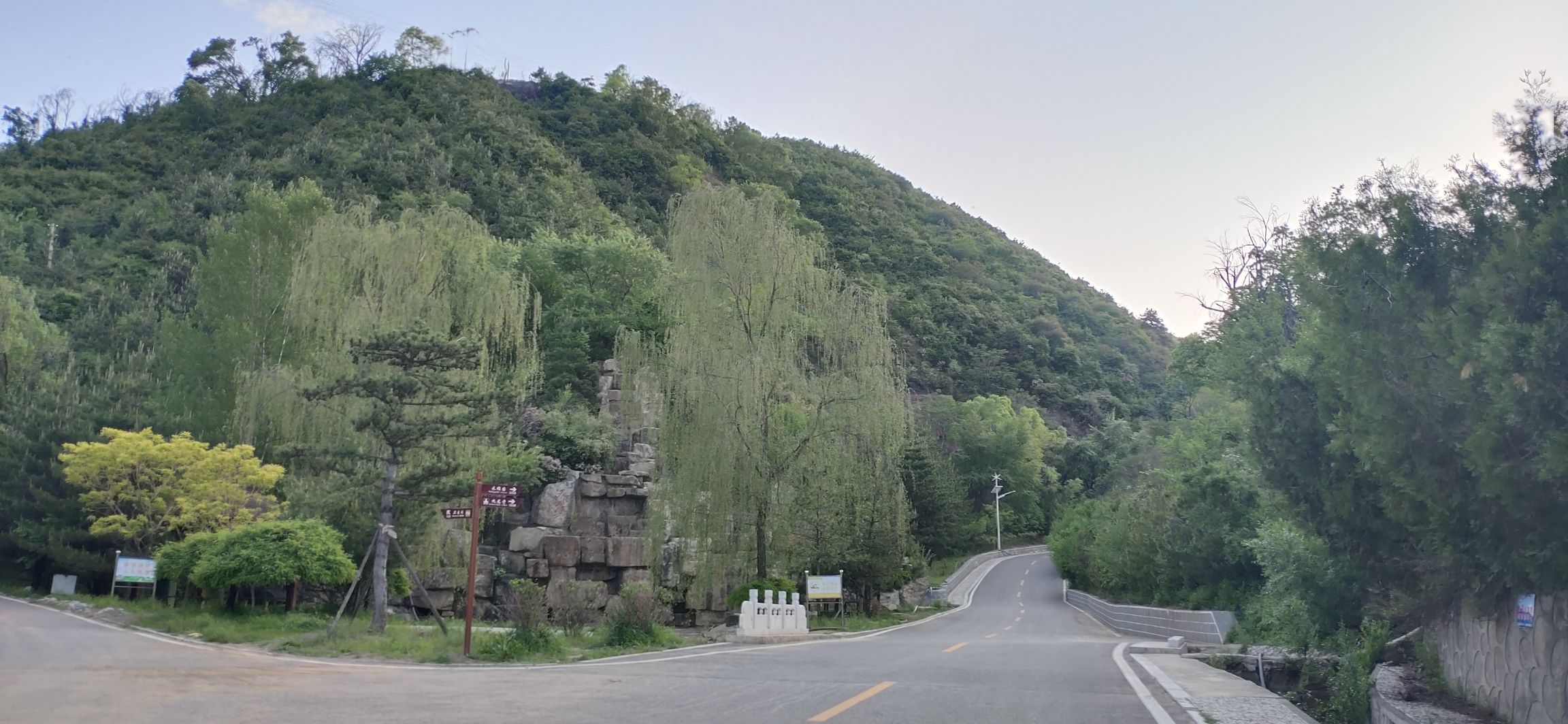 九院狼坡狮子崖生态景区旅行图片 1
