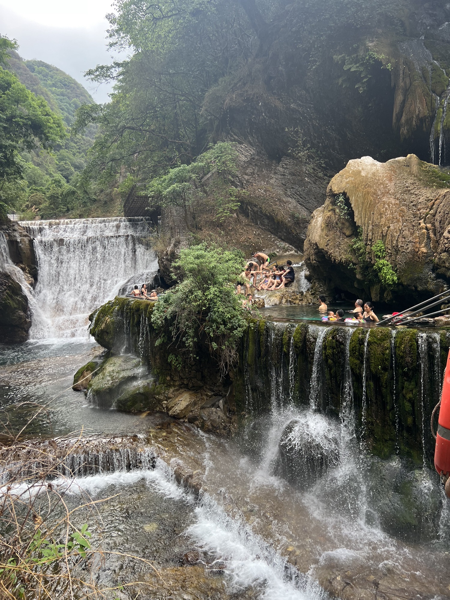 螺髻九十九里温泉瀑布风景区旅行图片 2