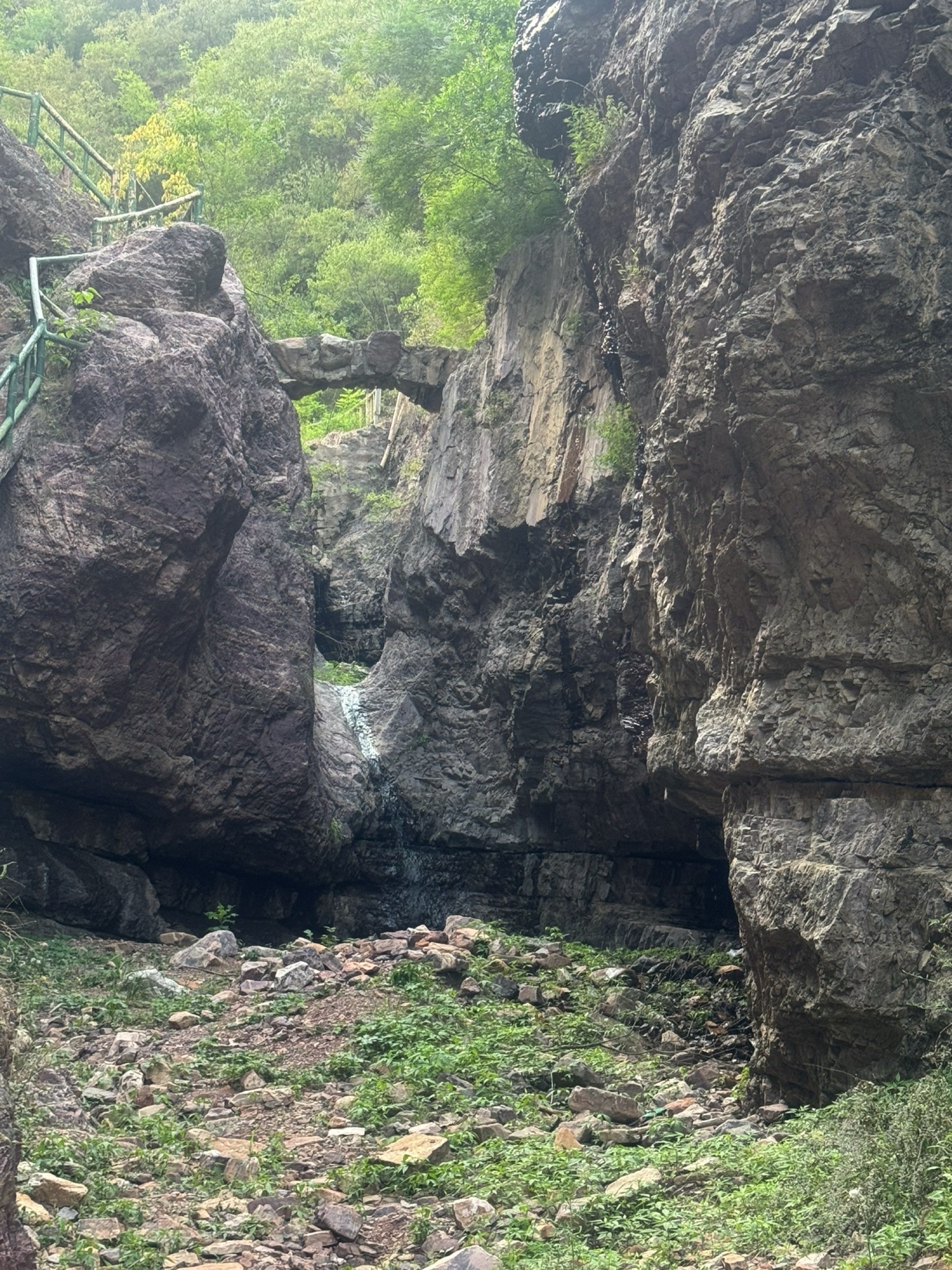 鹤鸣峡风景区旅行图片 1