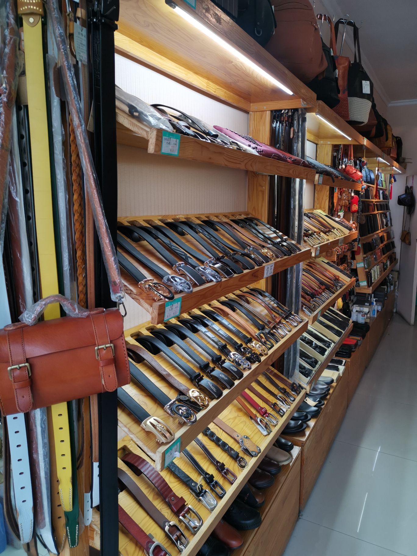 素格手工皮具店