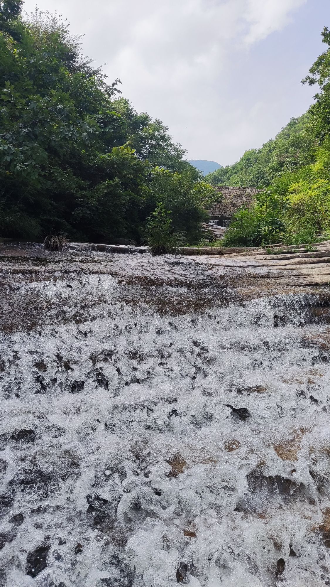 龙潭瀑布旅行图片 3