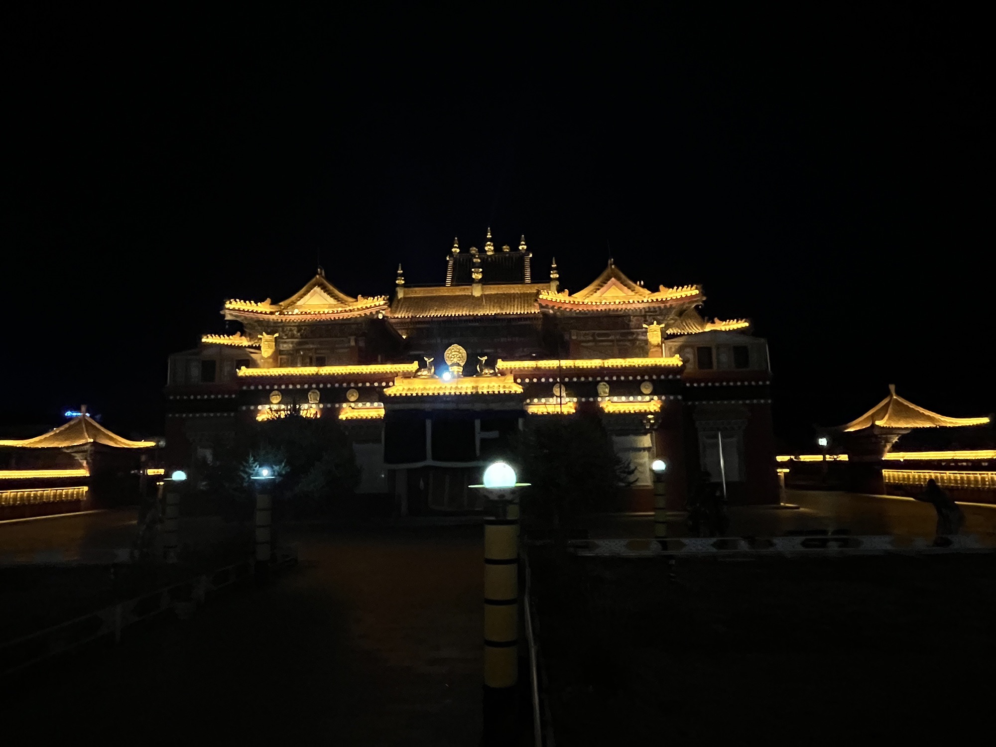 白塔公园旅行图片 1