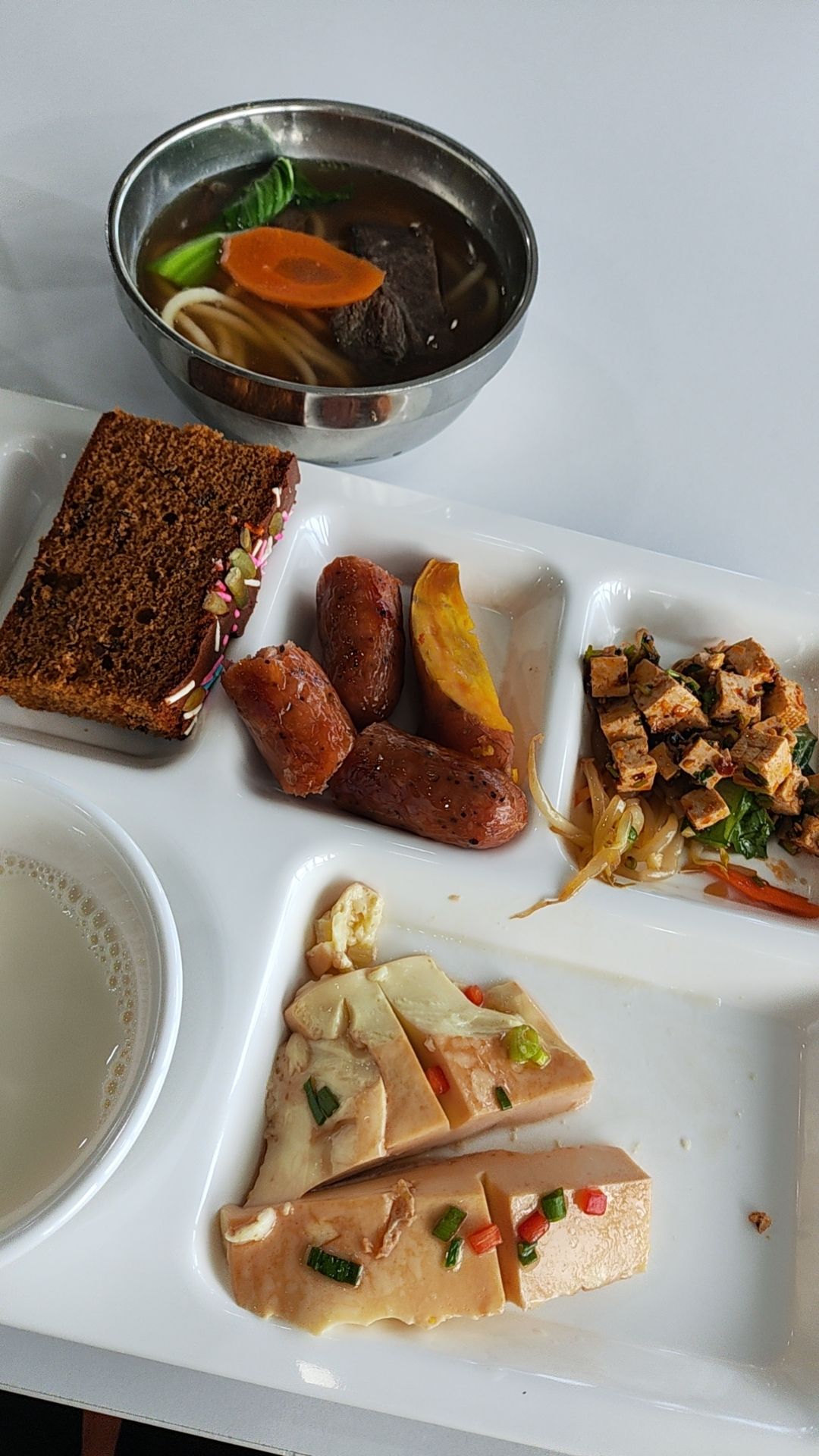 阿嘴印象烧烤主题餐厅(市府东路店)