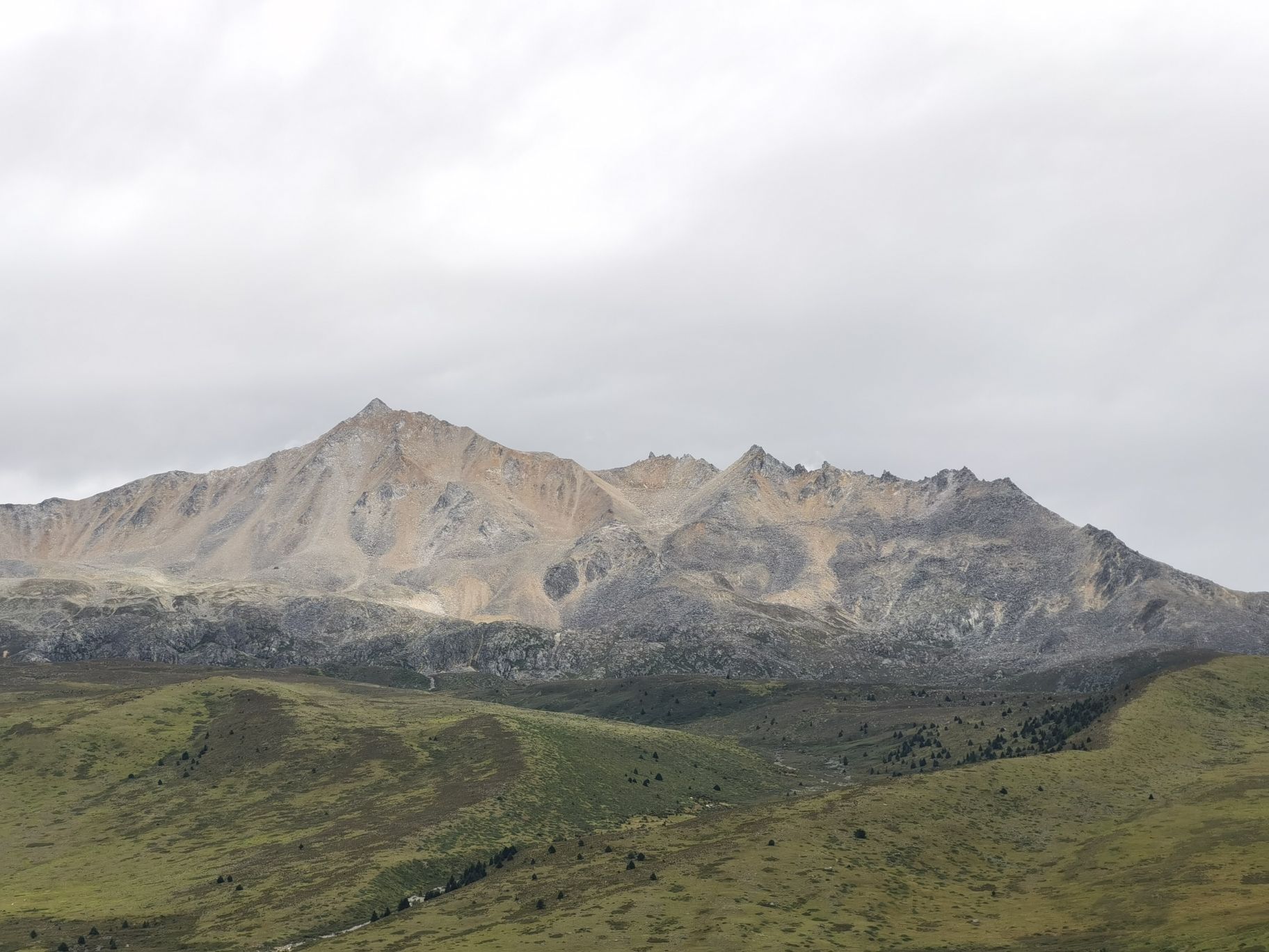 青绕神山旅行图片 1
