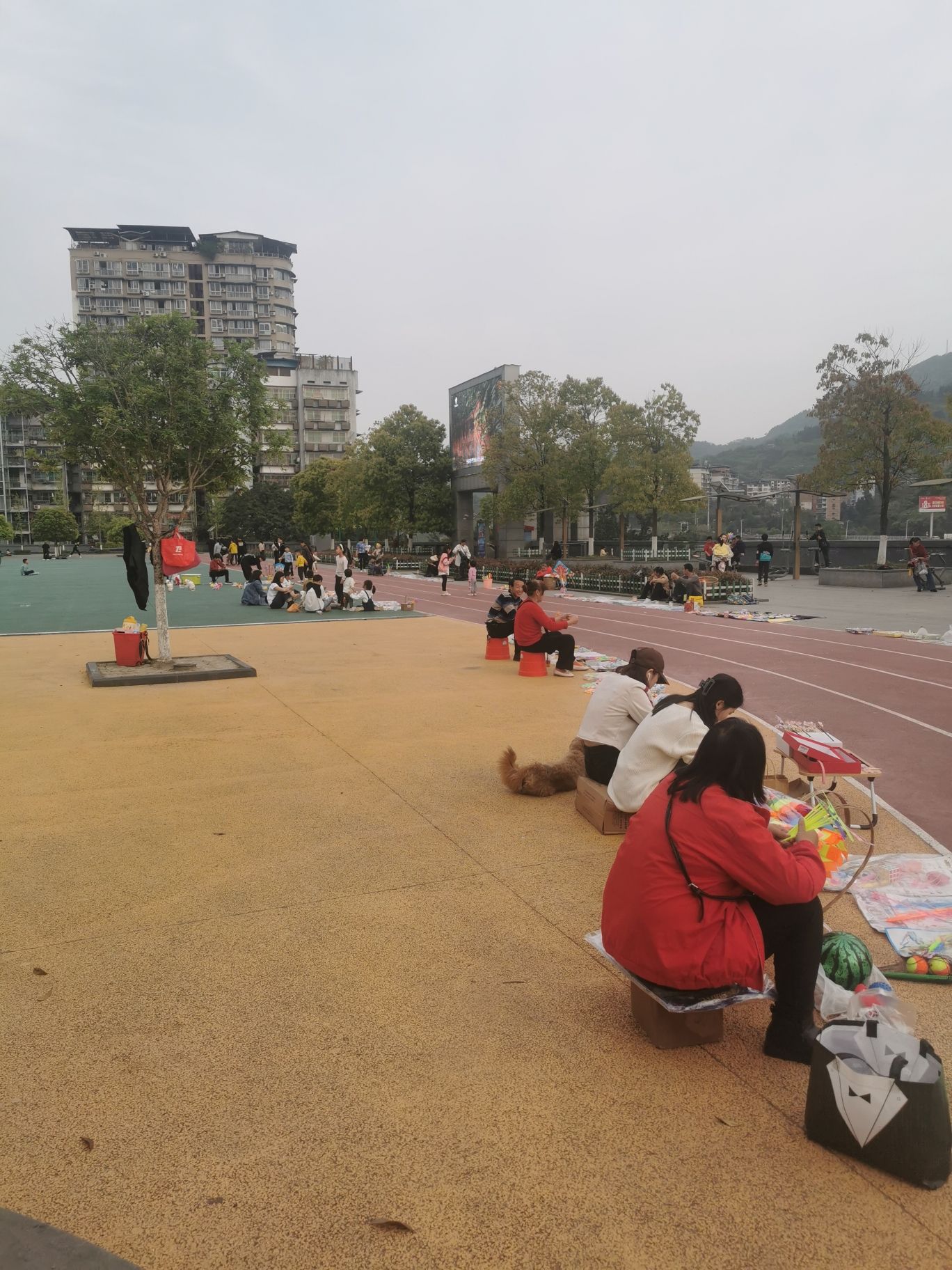 东门广场旅行图片 1