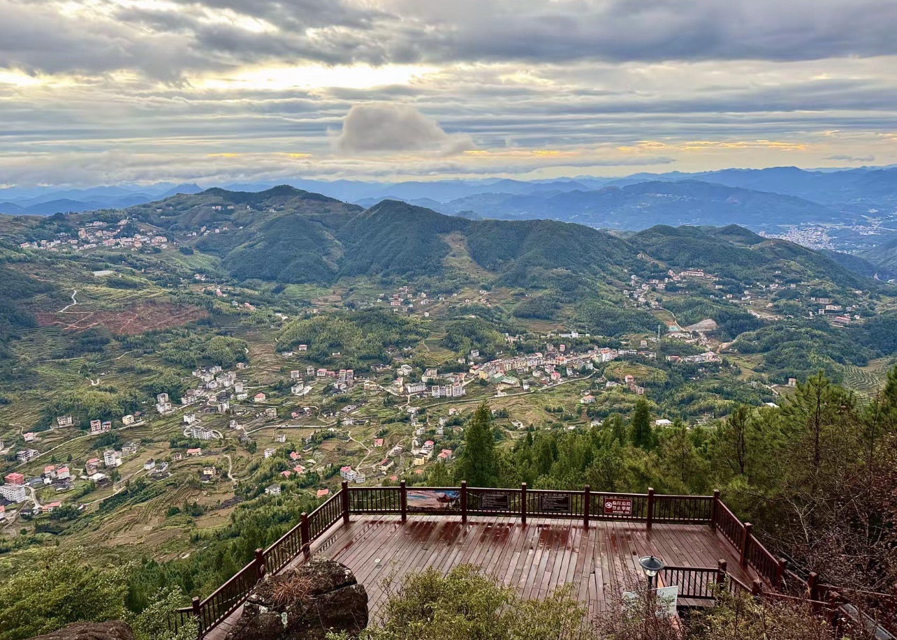 雪山岩旅行图片 3