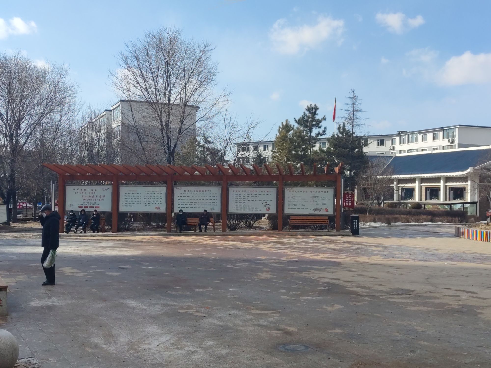 丹山游园-公安广场旅行图片 2
