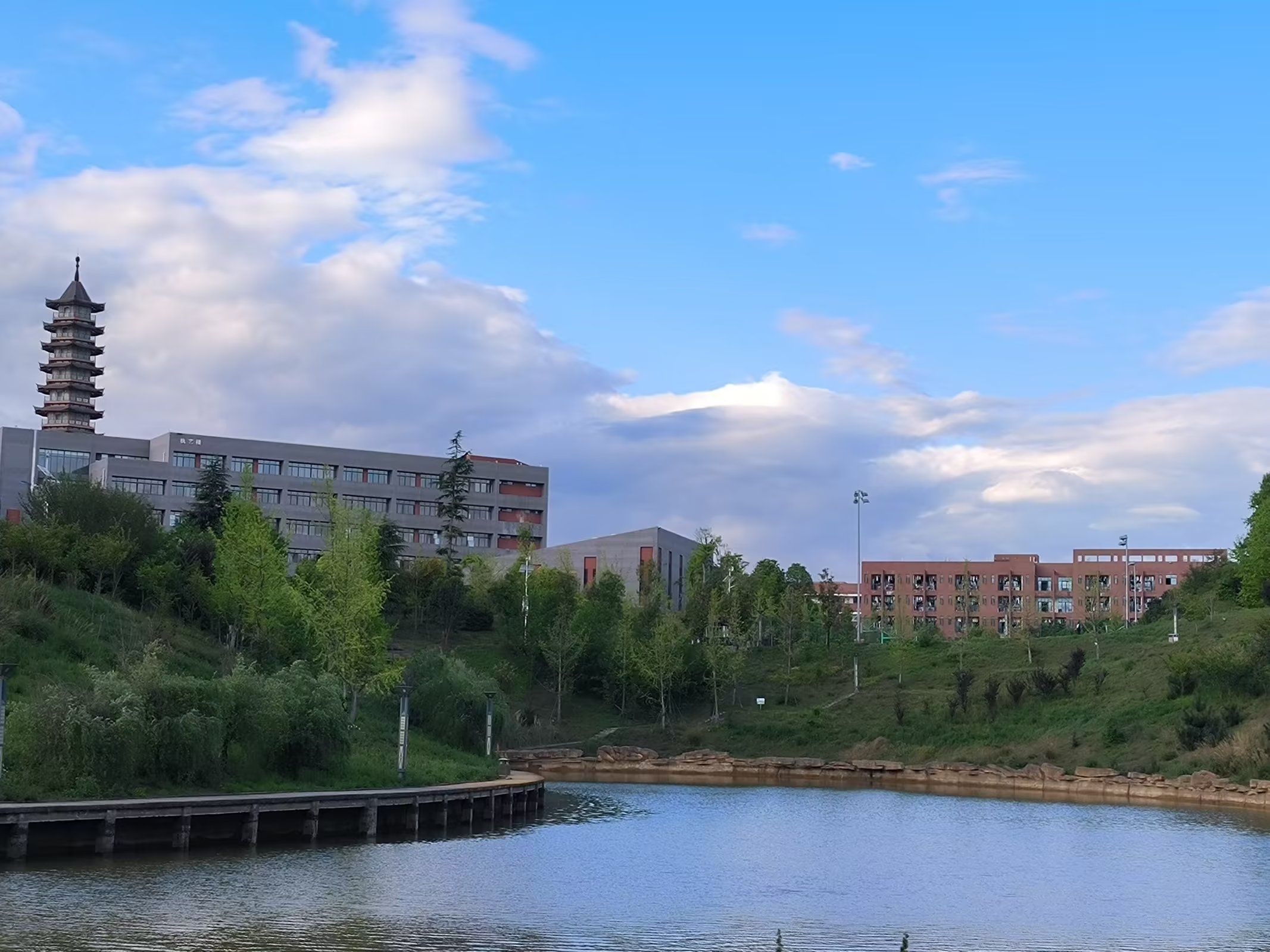 遵义师范学院(新蒲校区)