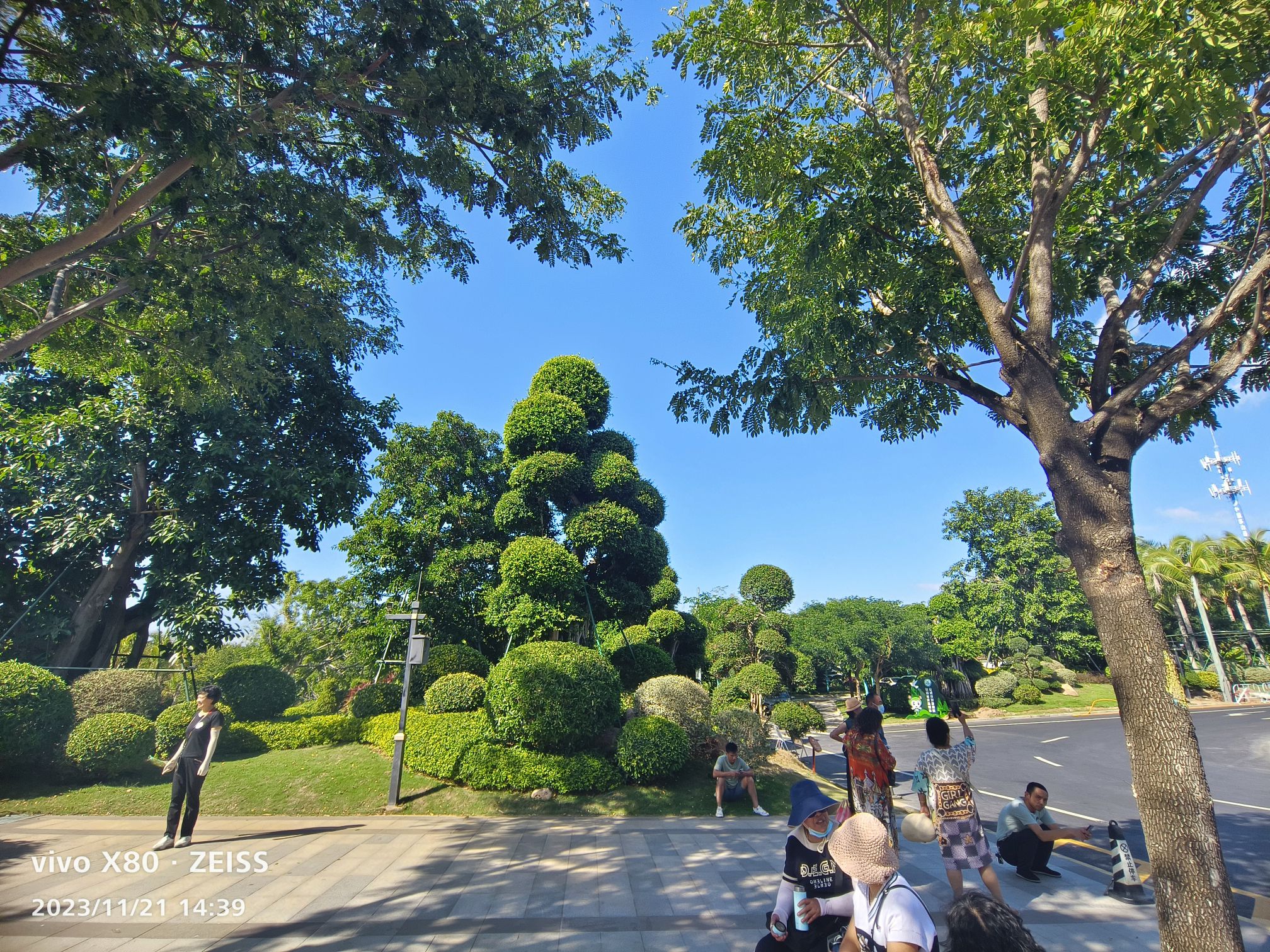 南山文化旅游区书法及观音化身像
