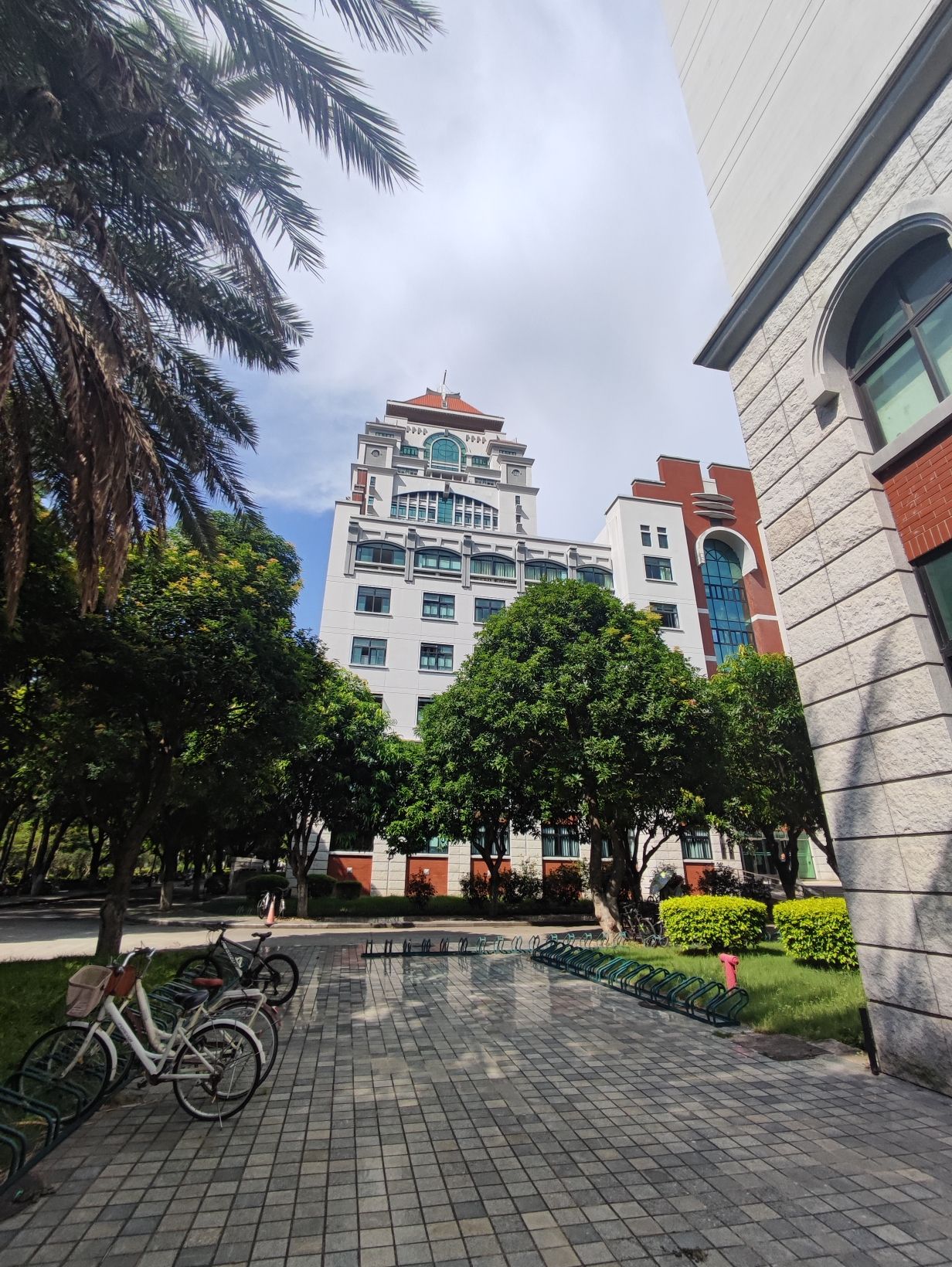 厦门大学化学化工学院(北门)
