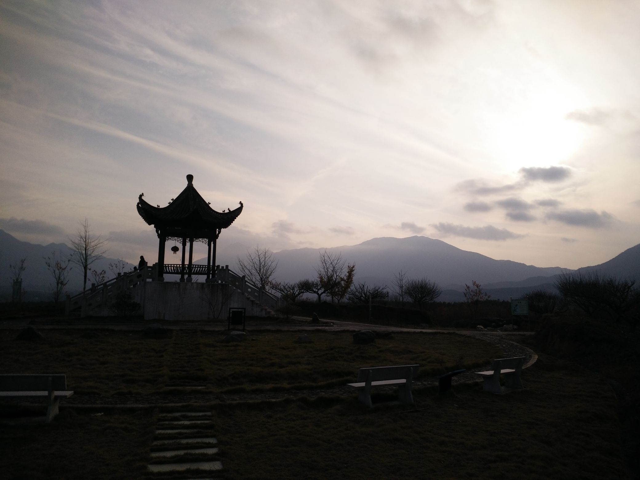 表灵塔旅行图片 3