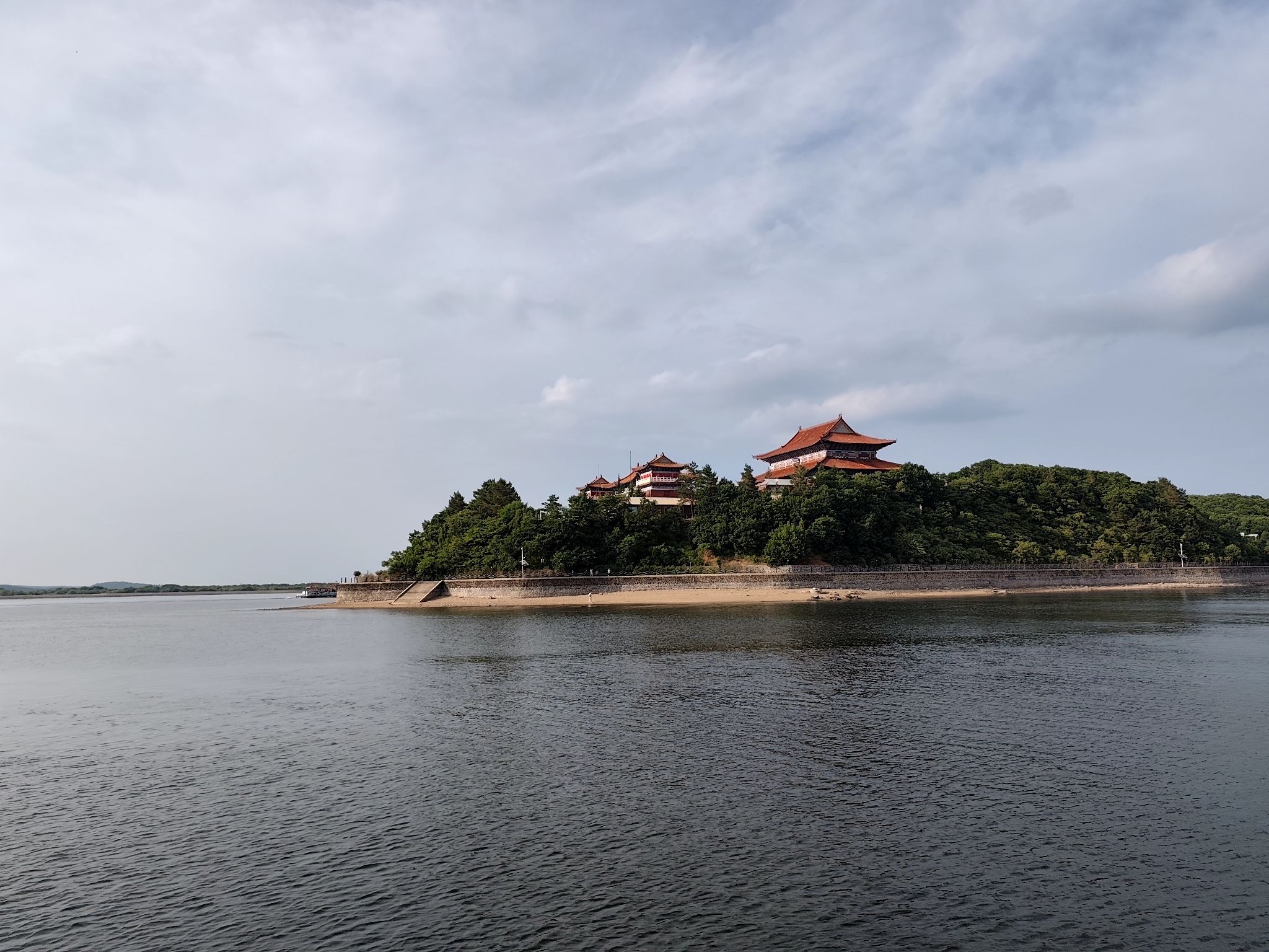 药师宝殿