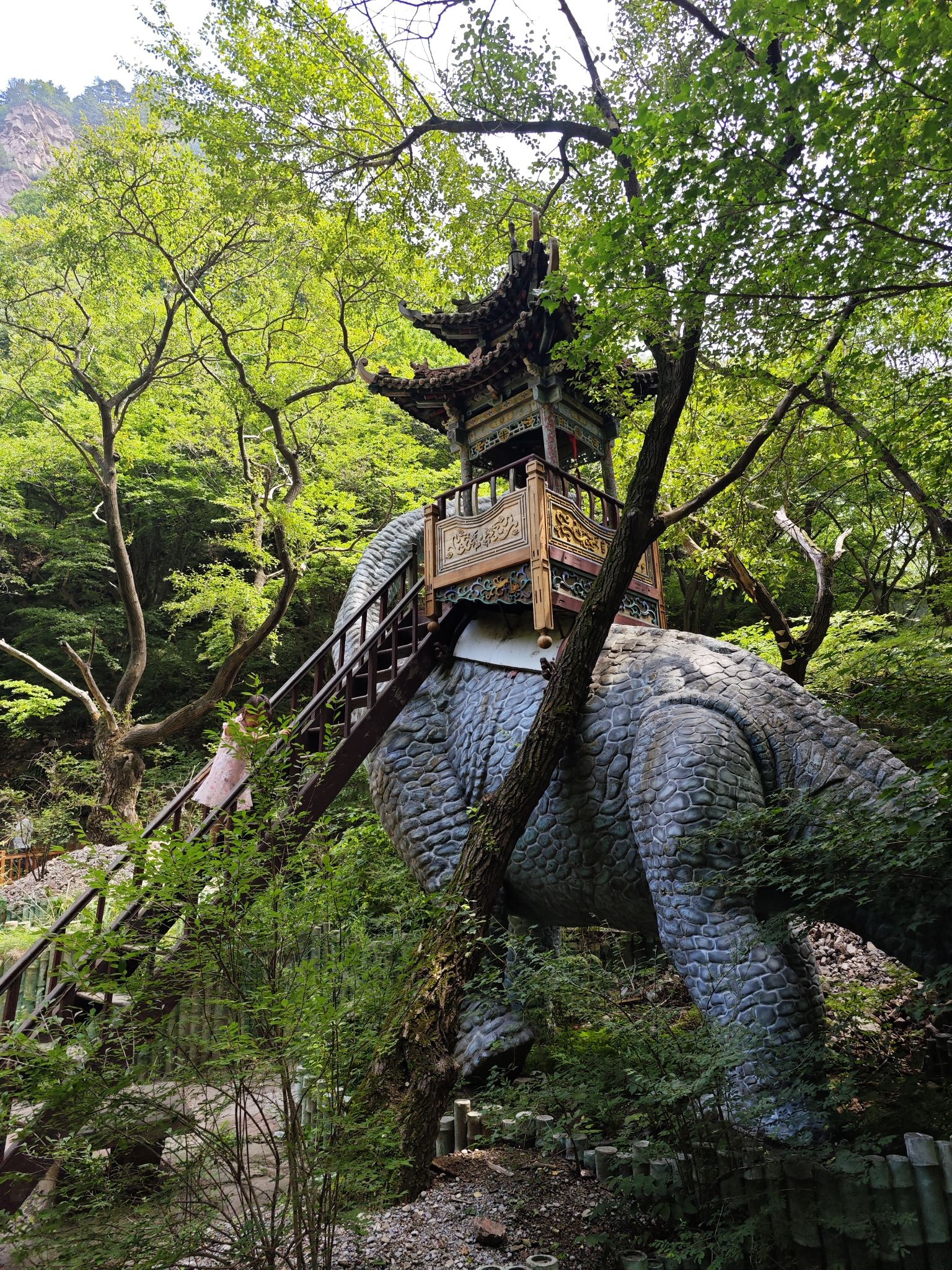 绵山风景区-刀劈石