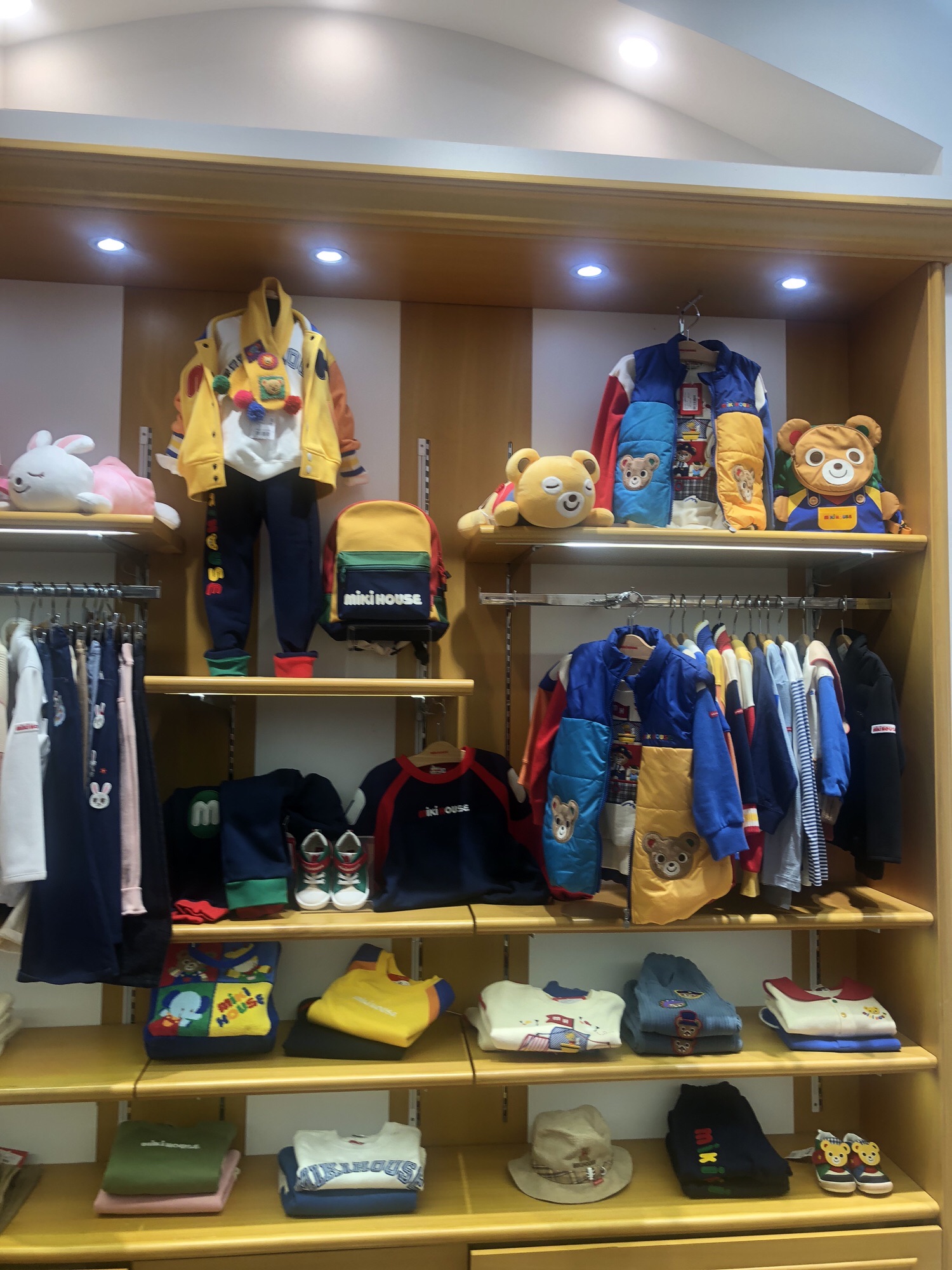 FILA(cdf三亚国际免税城A区店)