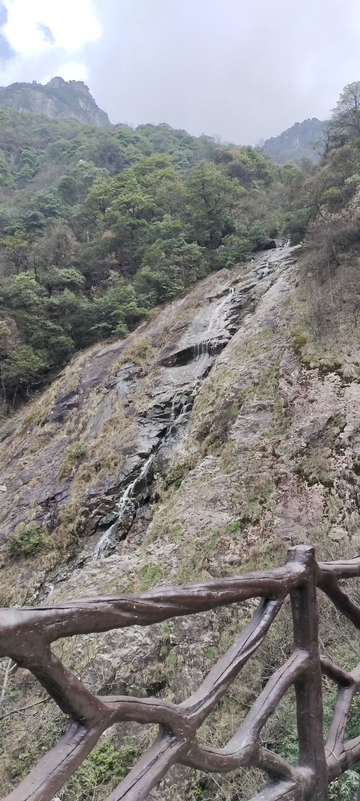 飚水瀑布旅行图片 1