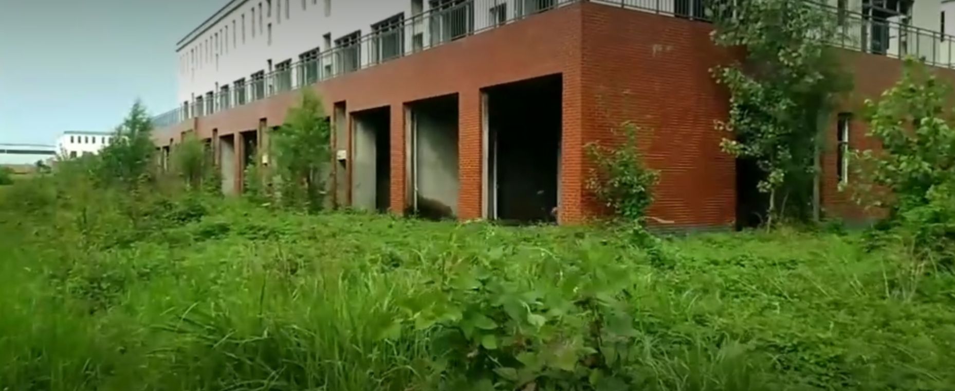 东山头建材大世界