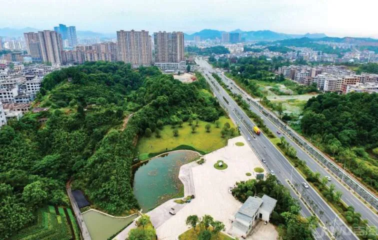 聚龙体育公园旅行图片 1