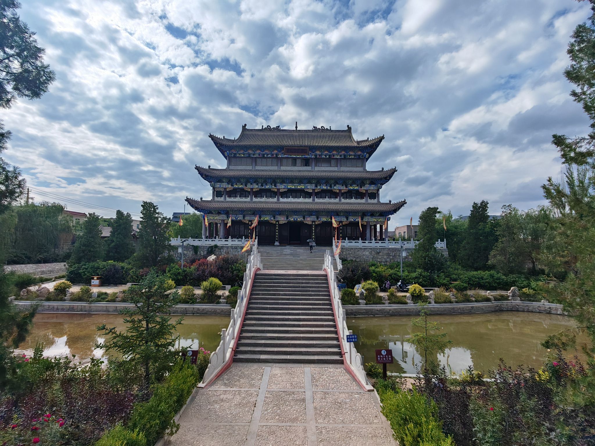李家龙宫