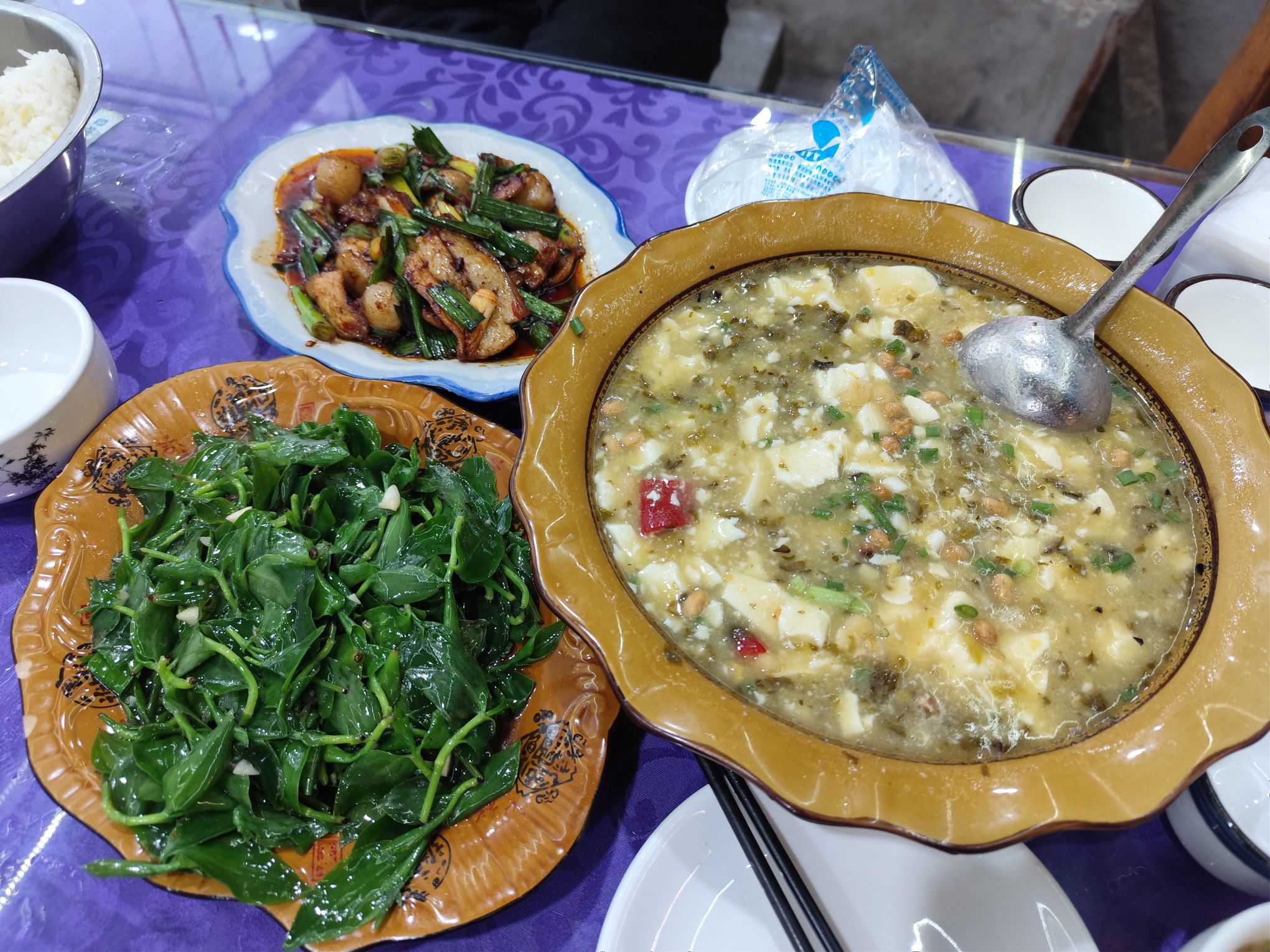 好巴适餐馆(映秀店)