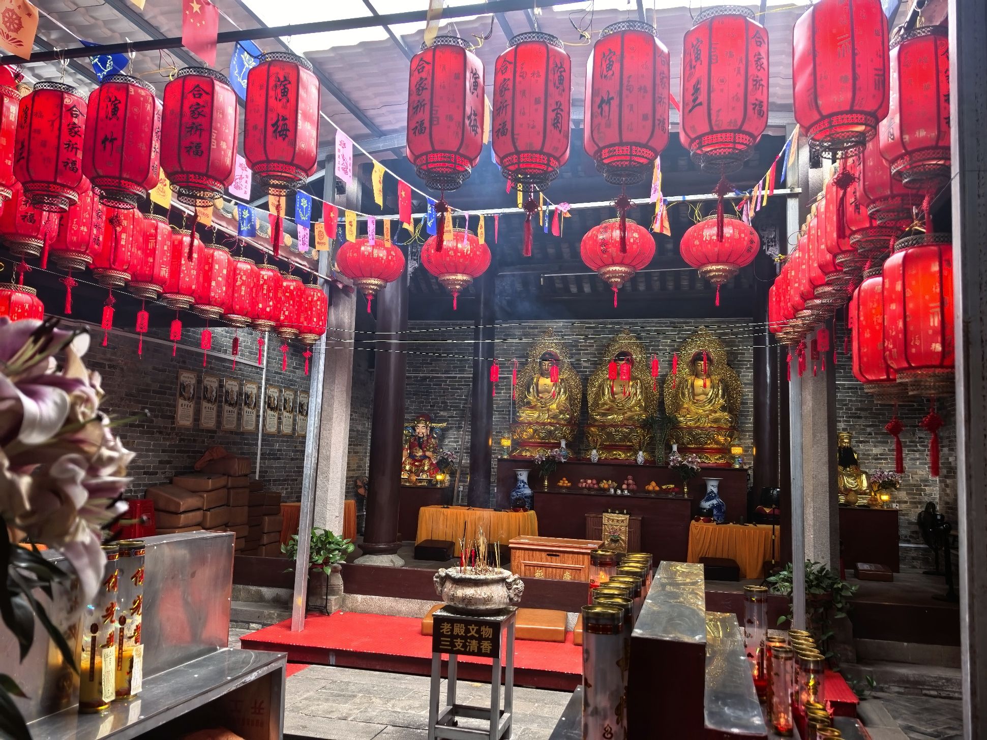 龙华寺实景照片