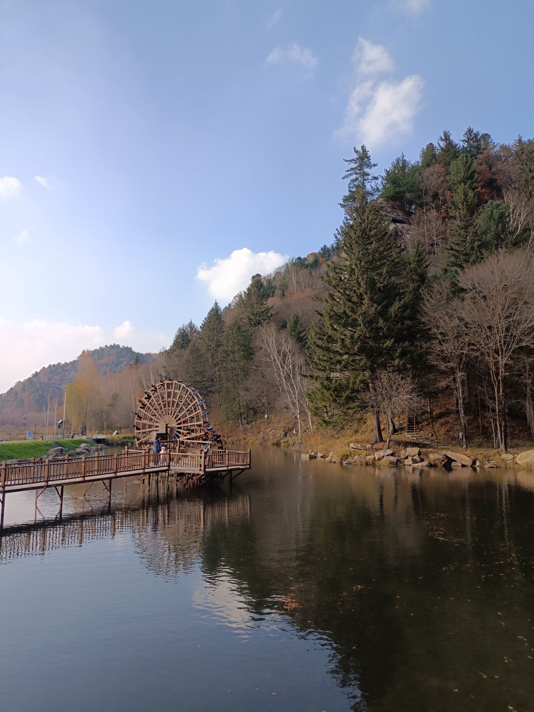 悬羊峰景区旅行图片 1