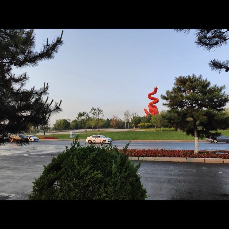 龙翔广场旅行图片 3