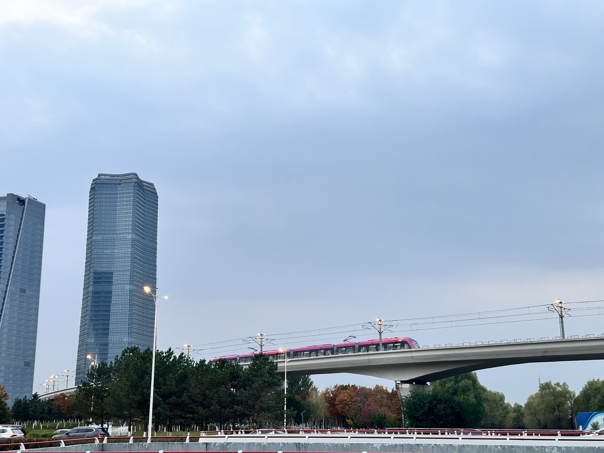 龙翔广场旅行图片 3