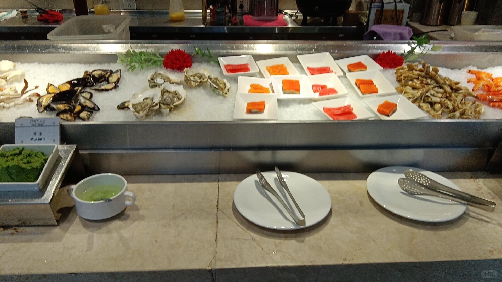 明月东一菲斯特自助餐厅
