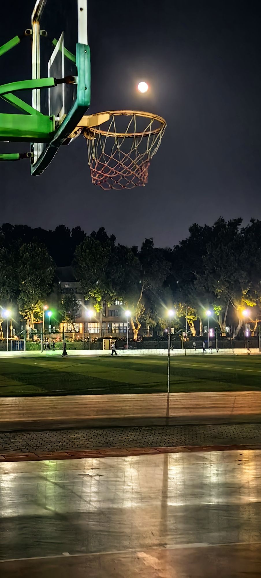 场地封面-华中科技大学西操场