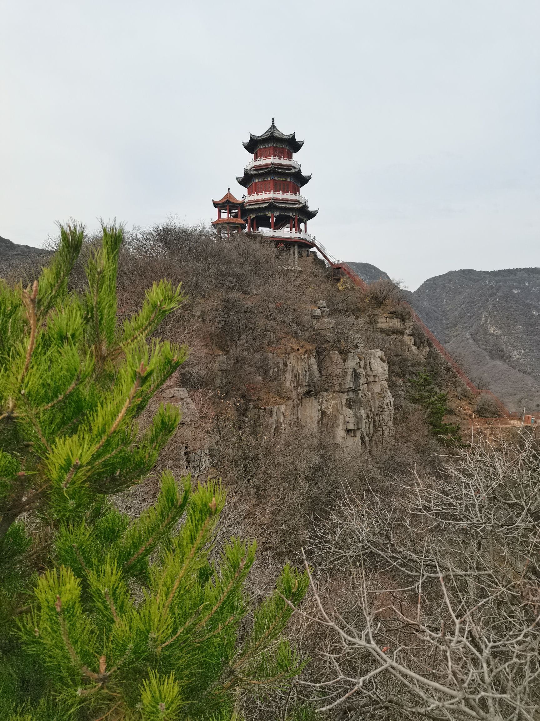 龙卧岩景区旅行图片 3