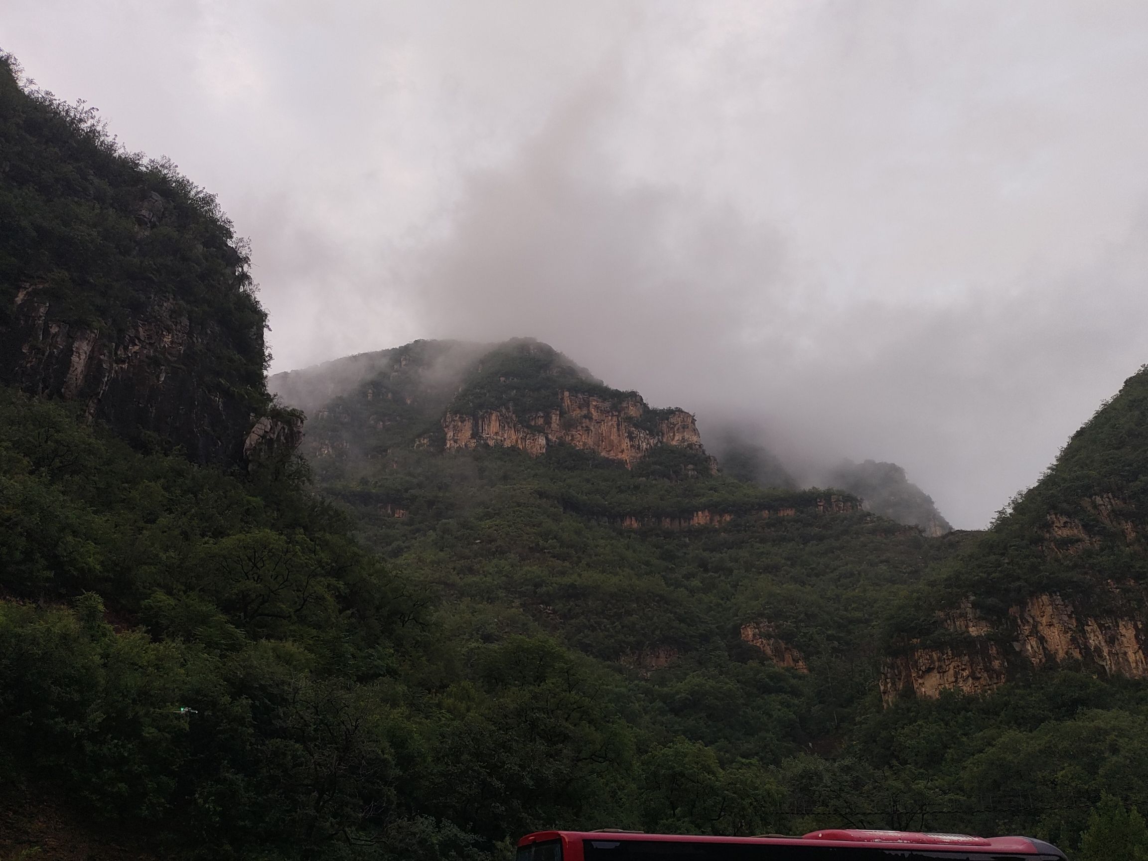 龙卧岩景区旅行图片 1