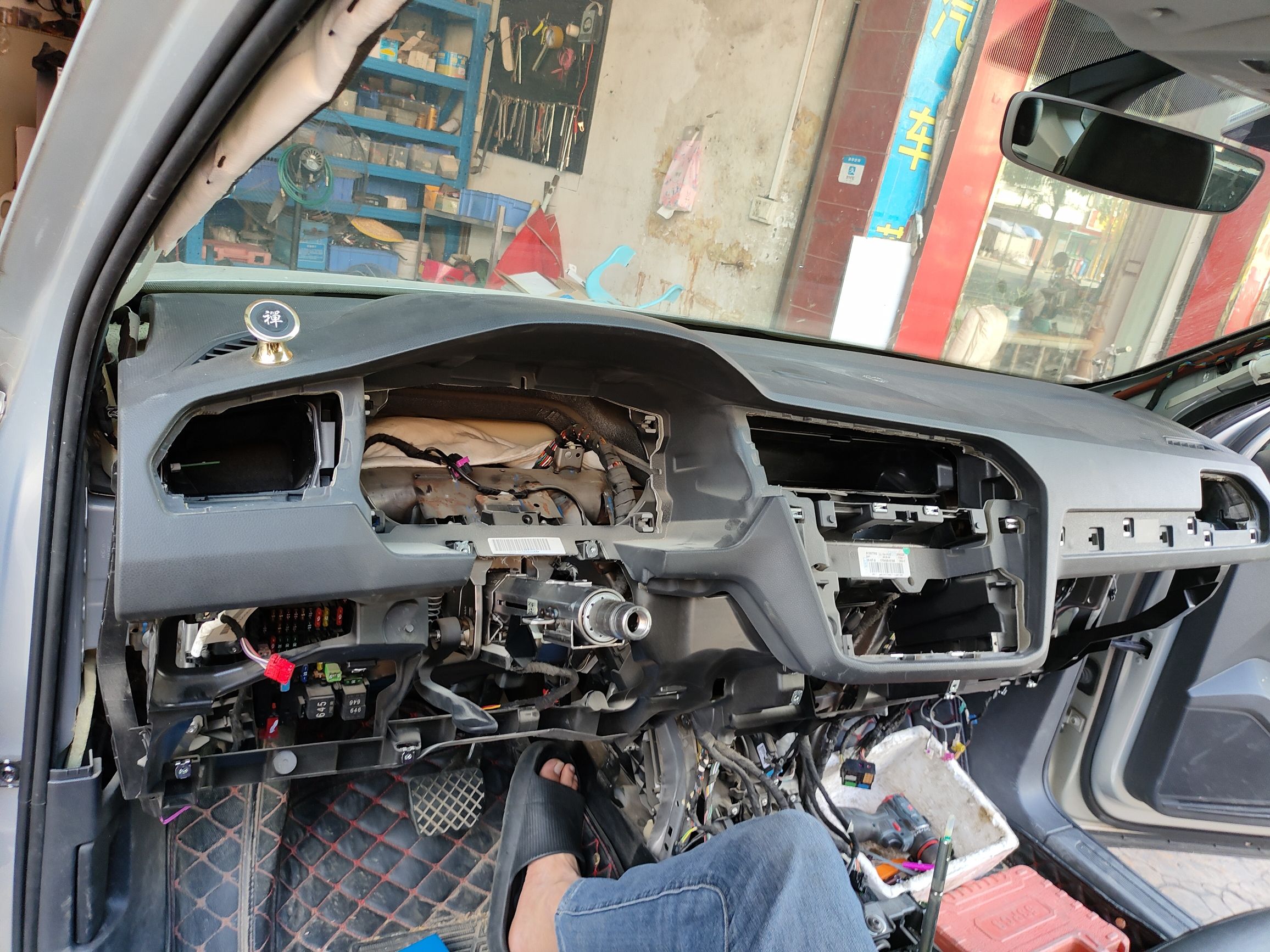 细张汽车空调电器维修