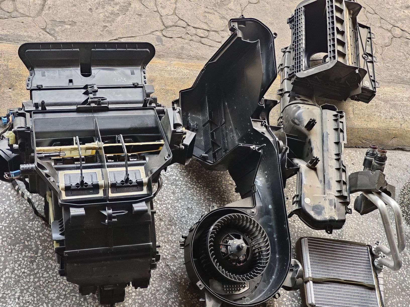 细张汽车空调电器维修