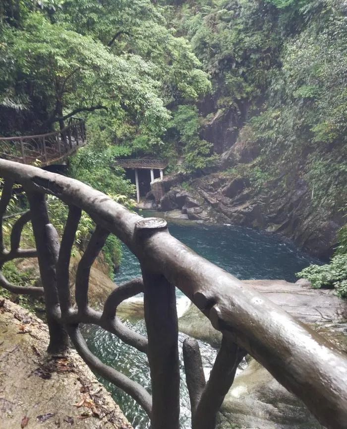 龙虎峡大峡谷旅行图片 3