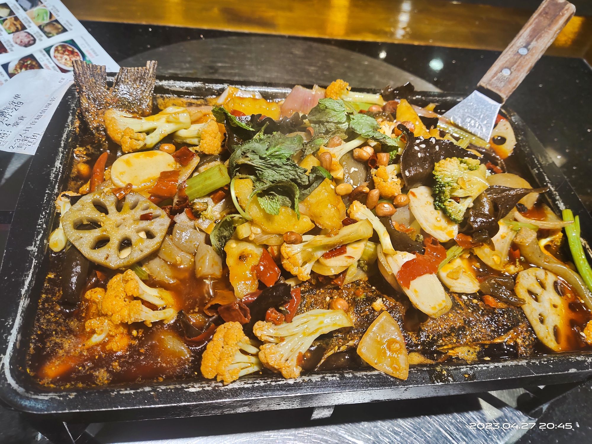 红城川娃子烤鱼餐厅(广州路店)