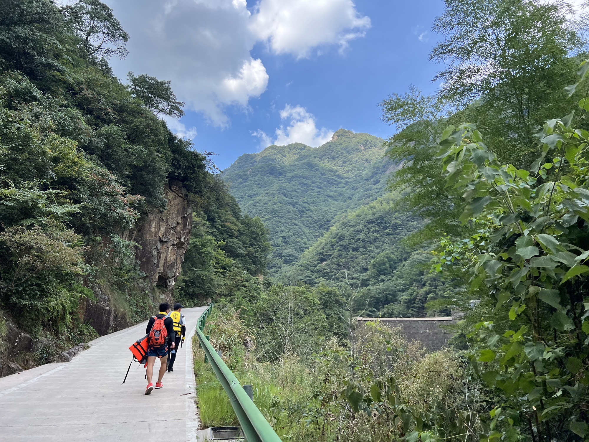 黑龙潭景区旅行图片 1