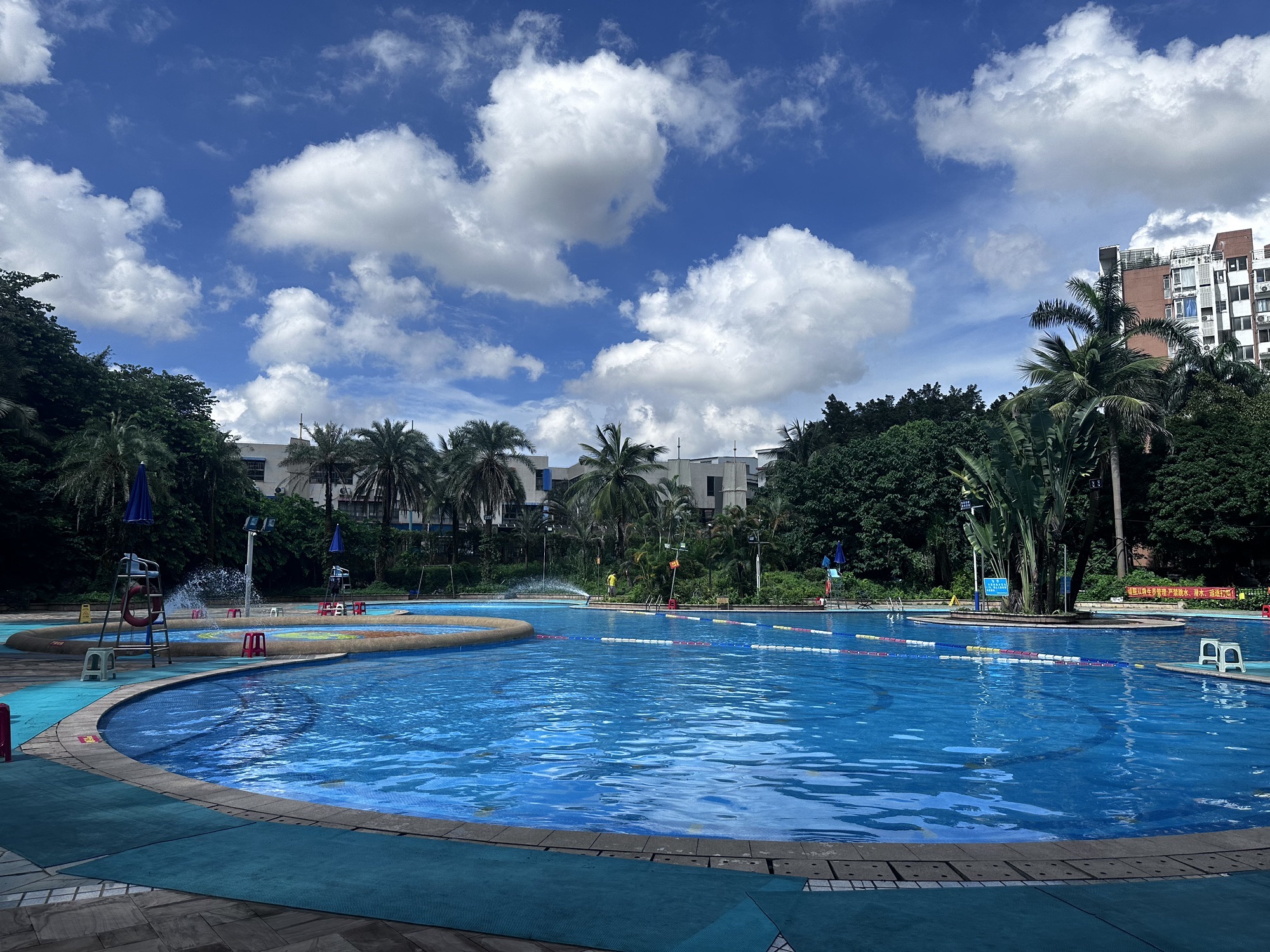 场地封面-雅郡花园一期游泳池