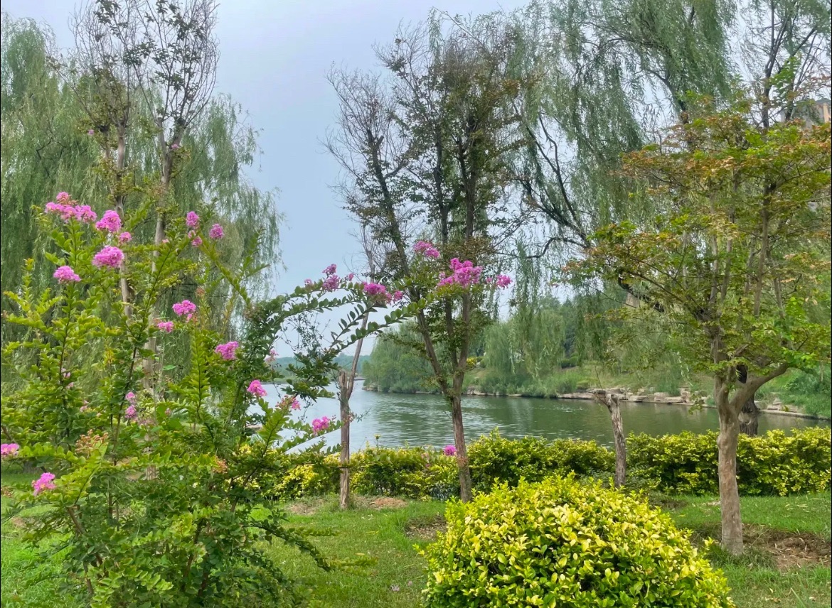 临汾涝洰河生态公园龙湾园