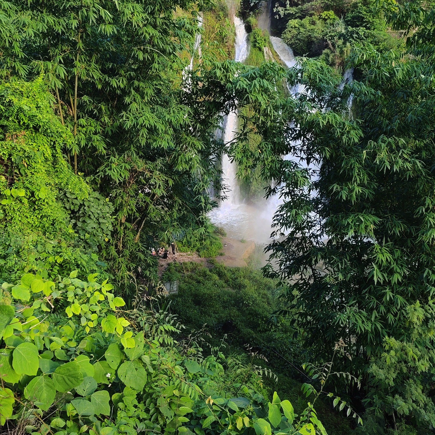 冷水瀑布旅行图片 3
