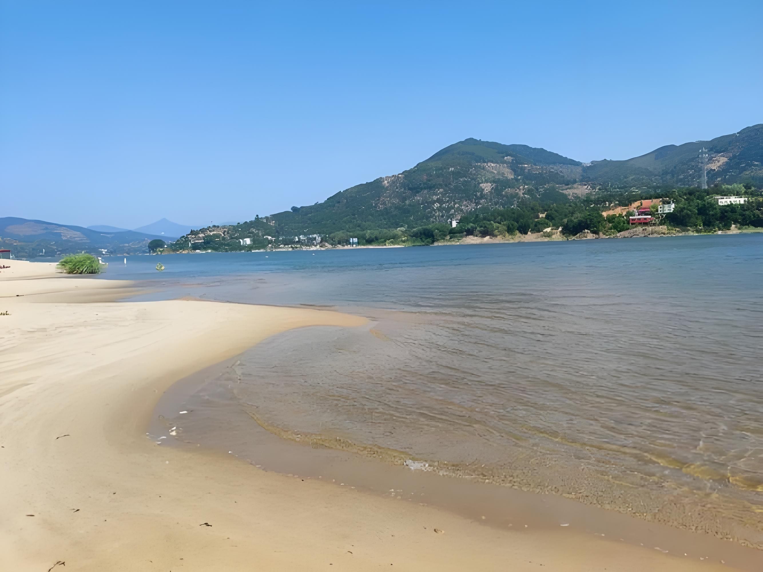 白沙滩旅行图片 1