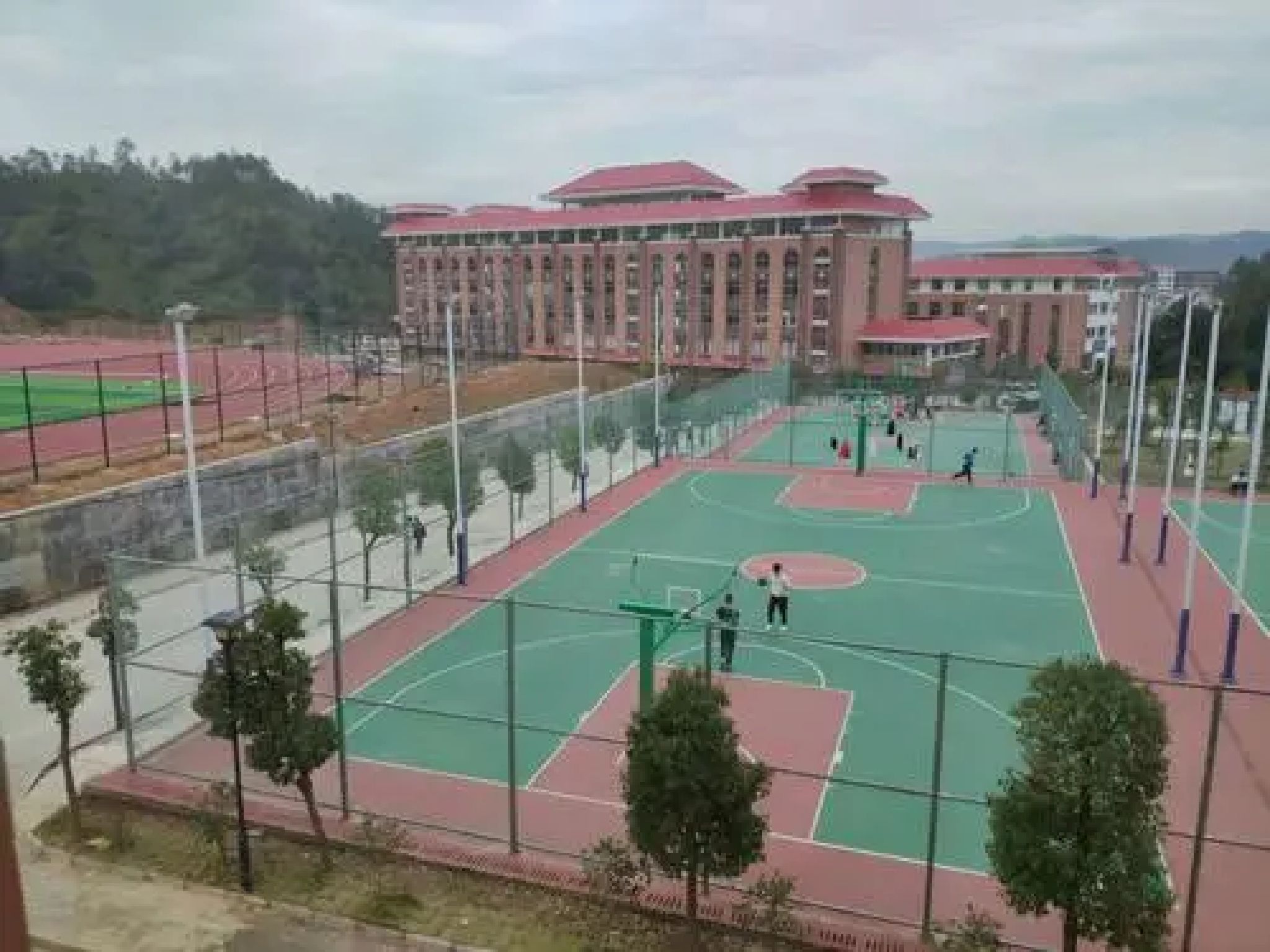 赣州卫生学校