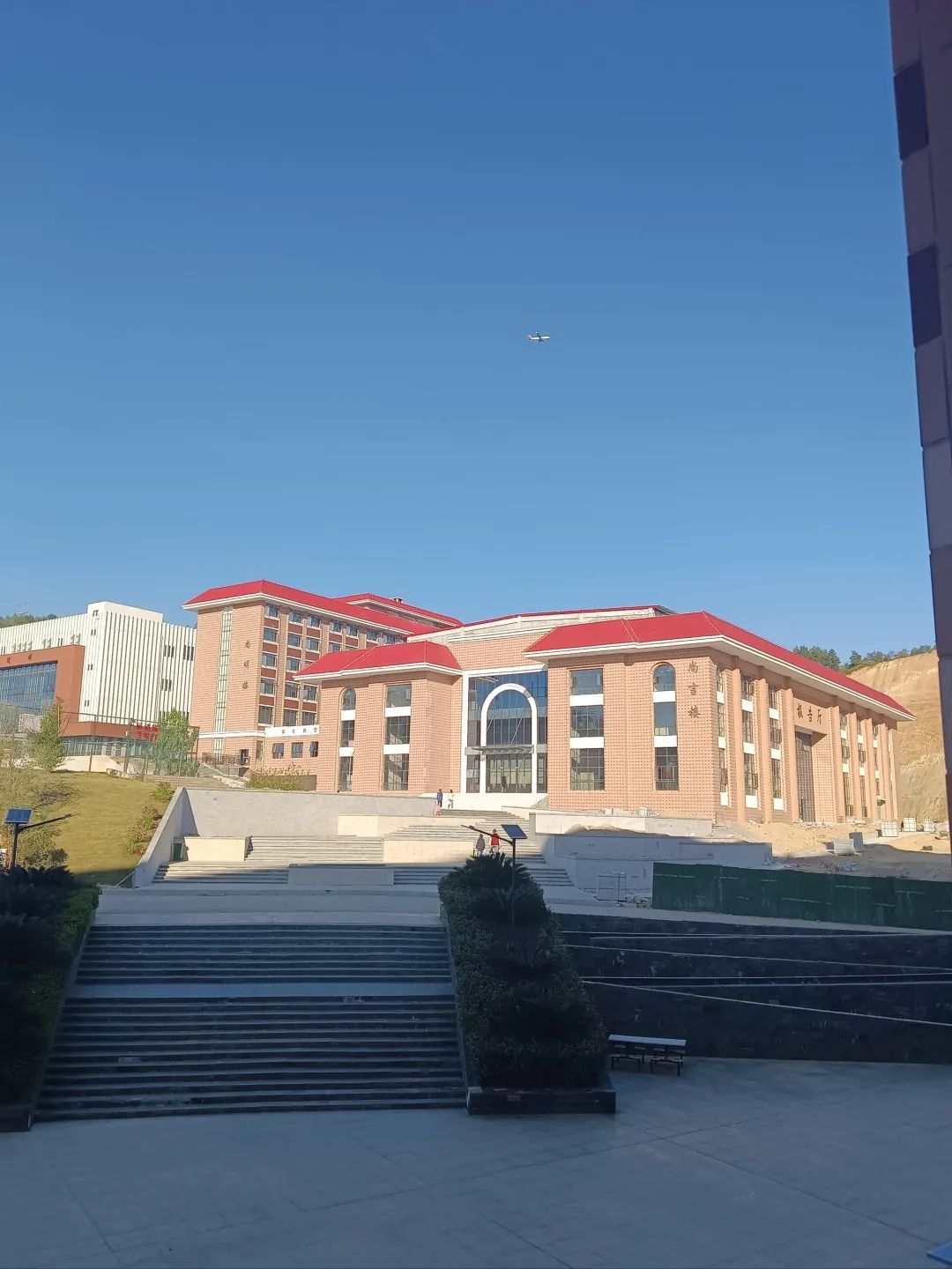 赣州卫生学校