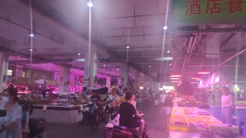 顺成农贸市场