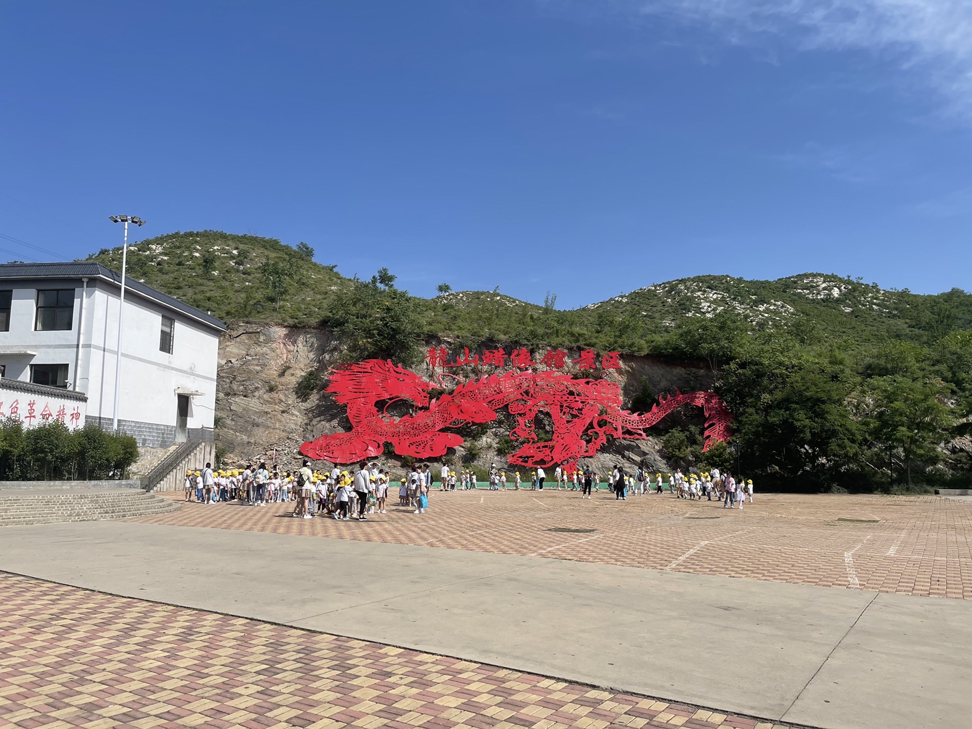 龙山蜡像馆景区旅行图片 1